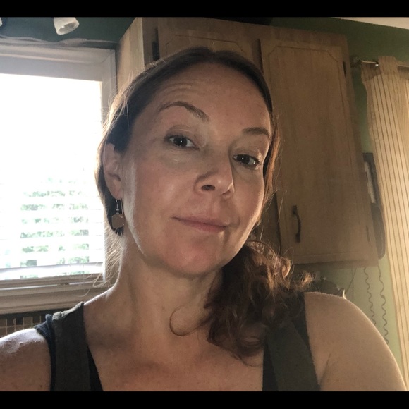 Meet your Posher, Shannon - Picture 1 of 1